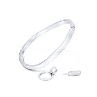 Ergonomisches BDSM Halsband Edelstahl mit abnehmbaren O-Ring